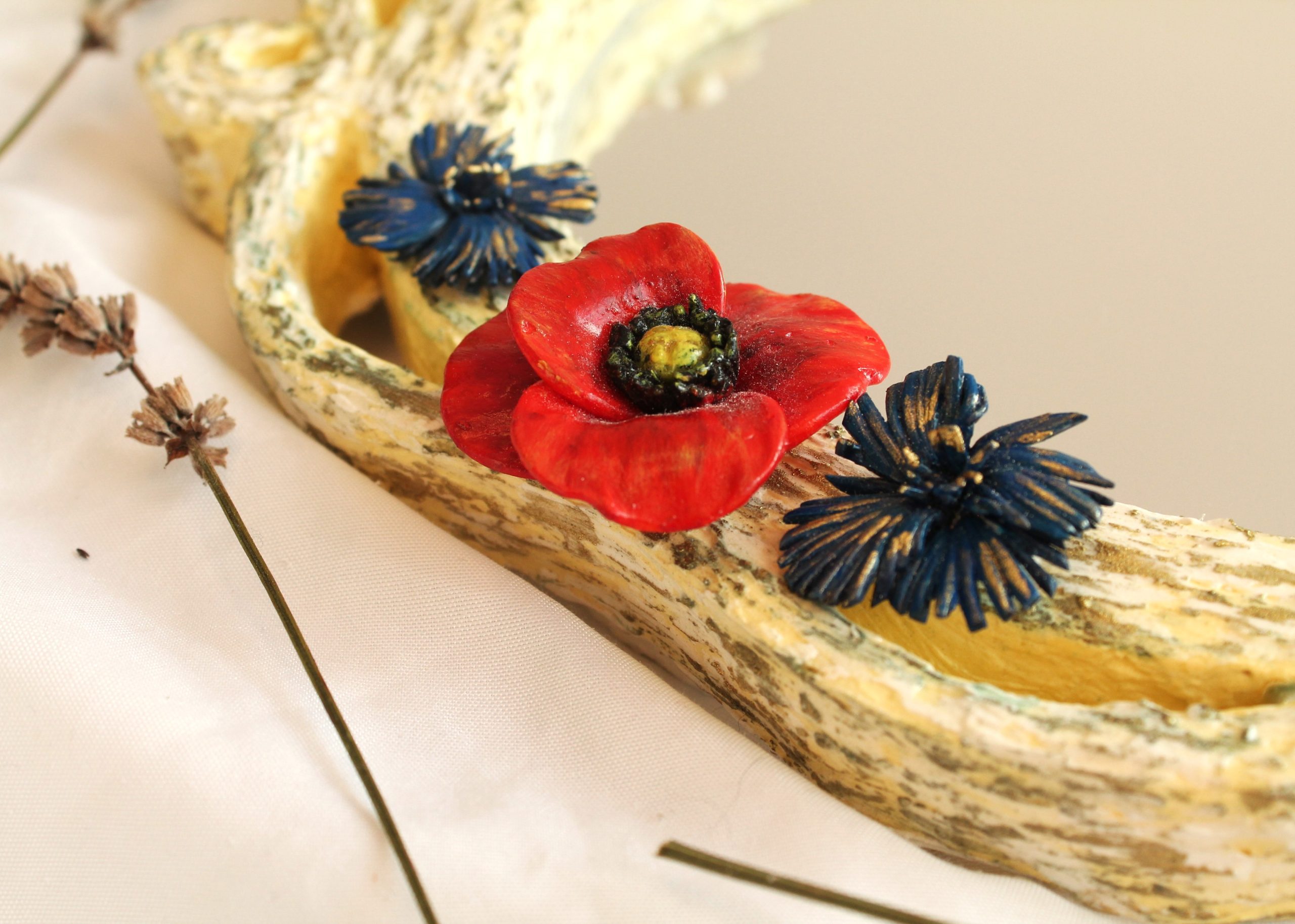 Yellow Van Gogh Inspired Mirror - Custom Floral Mirror with Magnetic Poppies, Cornflowers, Daisies (27x27 cm) - Image 5